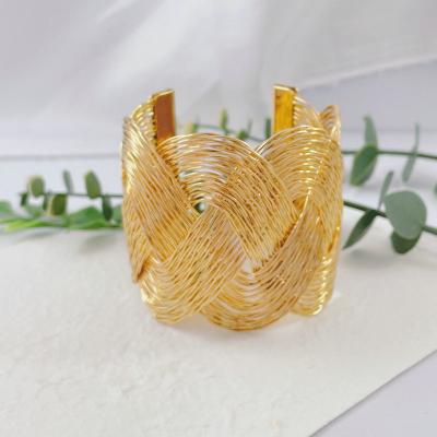 China New FASHIONABLE jewelry kniteed middle east style wide cuff bracelet SA UAE bracelet for girls for sale