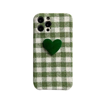 China Unique Shockproof Resin Cloth Cotton Plush Plaid Heart Design Checkerboard Cell Phone Case For iPhone 7 xr 8 x plus 11 12 13 pro max for sale