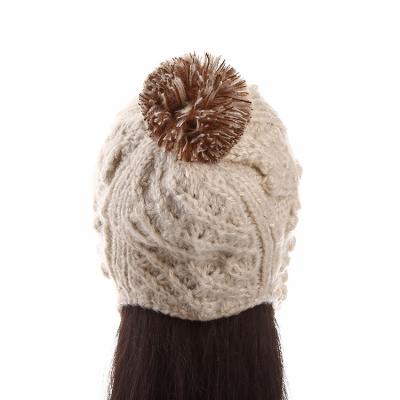 China COMMON Outdoor Handmade Knitted Wool Earmuff Hearing Protection Cap Pearl Earmuff for sale