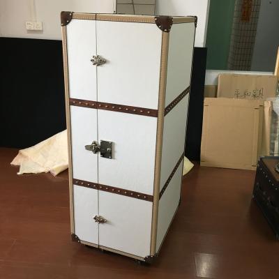 China Functional Living Room Cabinet Aluminum Roofing Solid Wood Interior Wine Cabinet for sale