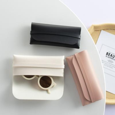 China Glasses Packaging Accessories Lucky Glasses Packaging Accessories Eyeglasses Frames Bag Sunglasses Case for sale