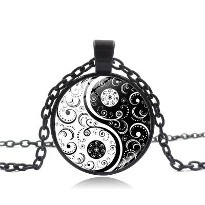 China Ethnic Trendy Necklaces For Men Yin Yang Taiji Pendent Choker Necklace Women Tai Chi Yin Yang Pendant Necklace Jewelry Women for sale