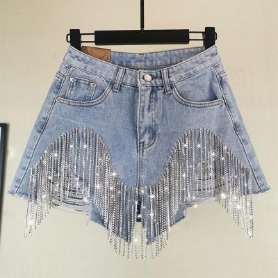 China 2022 Sustainable Fashion Women's Tassel Chain Jeans Shorts Summer Slim Sexy High Waist Women's Jean Shorts for sale