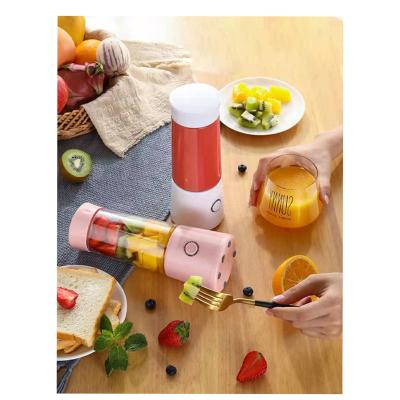 China 350Ml Usb Machine Lightweight Manual Fruit Juicer Smart Juice Cup Portable Blender Charging Stainless Steel Mini Protable Usb Blender for sale