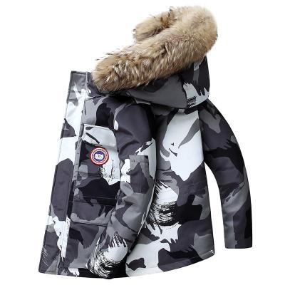 China Anti-wrinkle Canada winter warm Goose down jacket wholesale price in winter  camouflage down jacket for sale