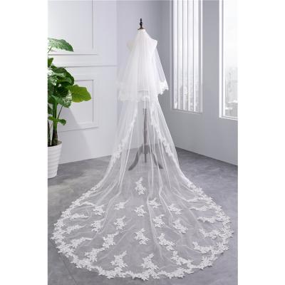 China Lace Up Wedding Bridal Veil Outstanding Long Edge Quality Lace Bridal Headpiece With Extra Long Comb for sale