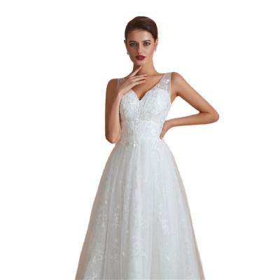 China New Competitive Price 2022 Anti-Static Bridal V-Neckline Wedding Dress Small Tail Elegant Wedding Dress For Sale for sale