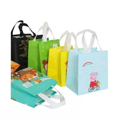 China Who respects the environment; Recyclable; Reusable Reusable Nonwoven Fabric Shopping Bag Eco Packaging PP Nonwoven Shopping Bag Bag With Logo for sale