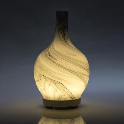 China Portable Humidifier Vase Shape Glass Led Humidifier Essential Oil Diffuser for sale