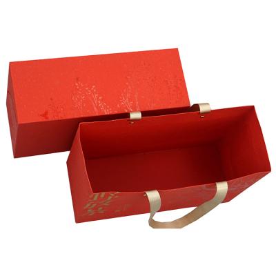 China Recyclable High Quality Gift Craft Shopping Paper Bag With Handles for sale