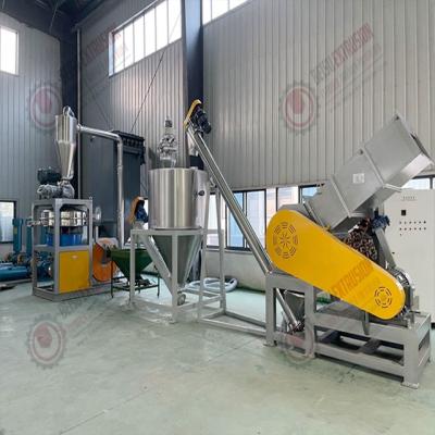 China Automatic plastic waste crusher machine SPC PVC WPC Flooring Grinding Milling Manufacturer In US for sale