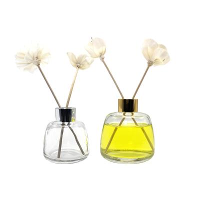 China Gift & Craft Wholesale Luxury 100ml 200ml Fragrance Reed Diffuser Glass Bottle Empty Glass Bottle Aroma Bottles for sale