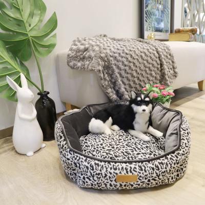 China Breathable Wholesale Supplies Soft Warm Soft Leopard Dog Pet Calming Bed Breathable Wholesale Supplies Small for sale