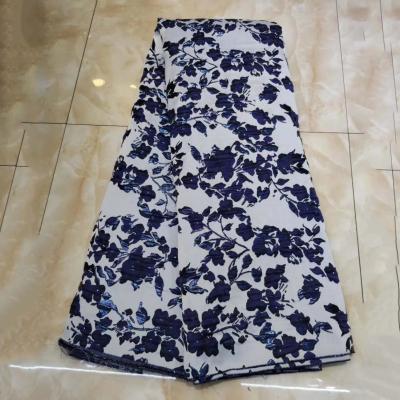 China Latest Swiss Jacquard Lace Sustainable Brocade Fabric For Wedding Dress for sale