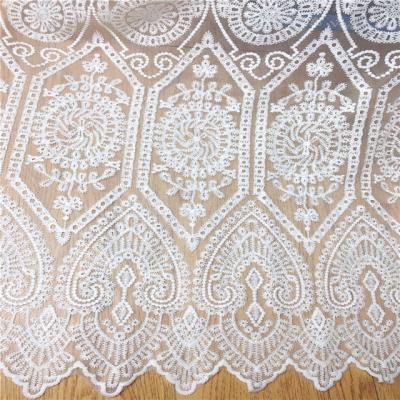 China Classic Style Water Soluble Lace Ivory Ivory Water Soluble Fabric For European Sewing for sale