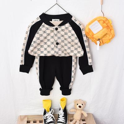 China Fashion Multi Colors Autumn Baby Boys Clothing Set Kids Cotton T-shirts Tops +Print Pants Two Piece Set for sale