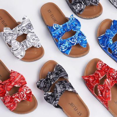 China 2021 Korean fashion duble buckle fashion trend boken springs women's slippers ladies sandals slippers for sale