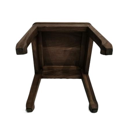 China Modern Small Children's Square Space Delivery Sturdy Wooden Space Saver Modern Fast Wear Resistant Stool for sale