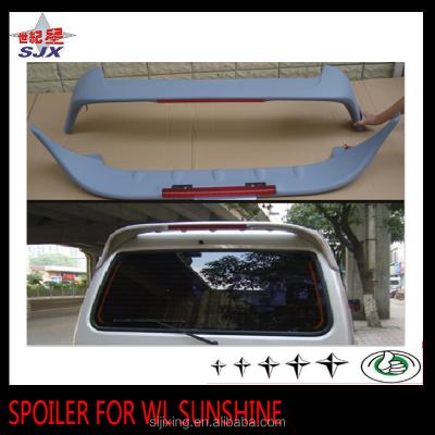 China REAR ROOF ABS CAR ROOF SPOILER FOR HORIZONTAL PLAN SUN WITH LED STOP LIGHT for sale