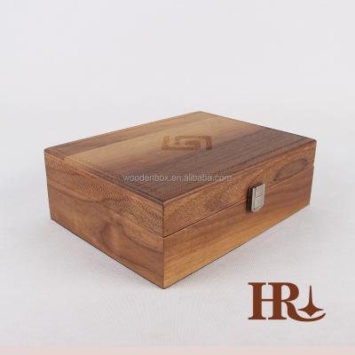 China Biodegradable Wholesale Customized Wooden Box with Natural Wood for Wholesale for sale