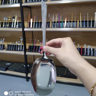 China High Quality 304 Stainless Steel Spoon Viable High Quality Spoon Set Large Stainless Steel Serving Spoon For Buffet Restaurant for sale