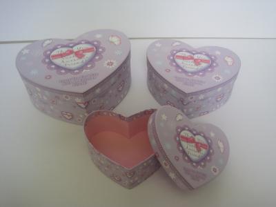 China Heart shape gift box set for sale