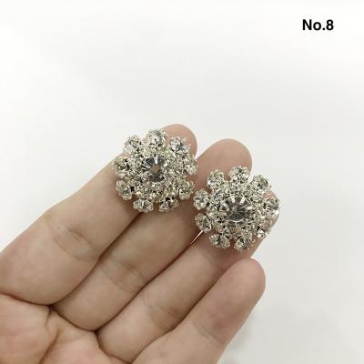 China 2020 Hot Selling High Quality Viable Crystal Button Colorful Flower Button For Garment Decoration for sale