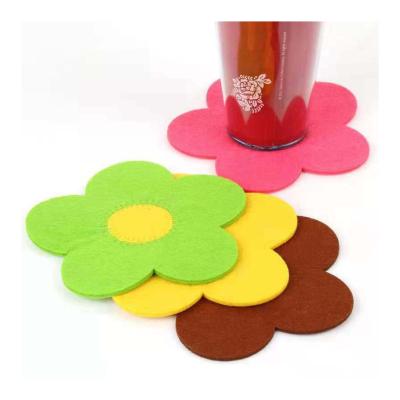 China Stocked Newest Design High Quality Felt Black Green Soft Coasters For Mugs for sale