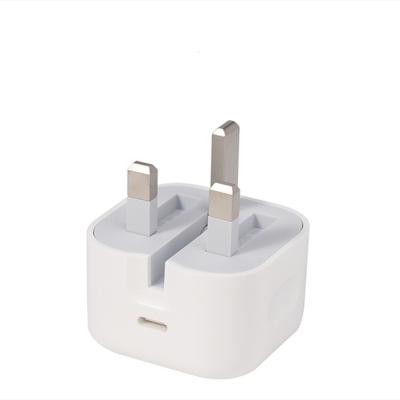 China QC3.0 18W UK Plug Palladium Fast Charger For Apple iPhone 12 11 Pro XS XR 8 Times Charger for sale