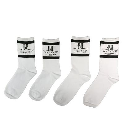 China High Quality QUICK DRY Logo Sports Wear Mens Cotton Custom Basic Layout Jacquard Breathable Socks for sale