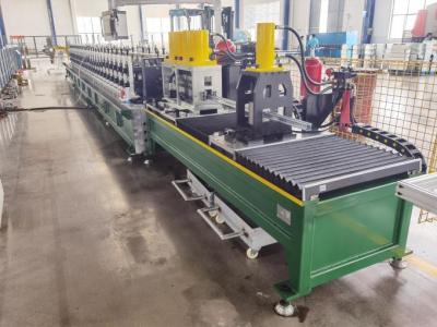 China 0-10 m/min 0,7-1,5 mm Dicke C Solarpanel Stützfeder Kanal Rollformmaschine zu verkaufen