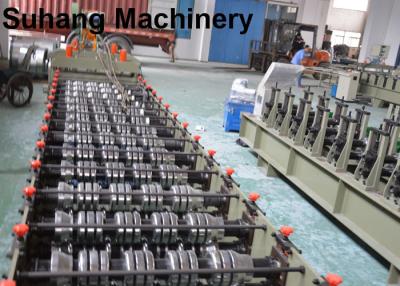 China 0.3-0.8mm Walzdachfliesenmaschine Verzinkte Bleche PPGI Zinkdachmaschine zu verkaufen