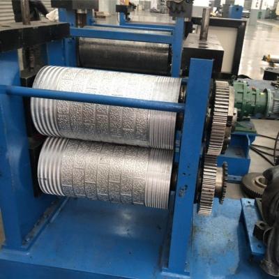 China 0-10m Min Roofing Sheet Making Machine, Aluminium/Staal het In reliëf maken Machine Te koop