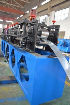 China 4 Kilowatt hydraulische Kraft-Ausschnitt-Dach-Deckelrahmen-Rollen-, welche die Maschine 10m-15m bildet Geschwindigkeit bilden zu verkaufen