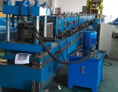 Chine Petit pain droit galvanisé de support résistant en acier de stockage formant la cassette variable de taille rapide de machine à vendre