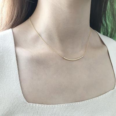 China Cheap Handmade Necklace Fancy Chunky Gold Plated Tasty 925 Long Curved Bar Tube Party Necklace For Sale for sale