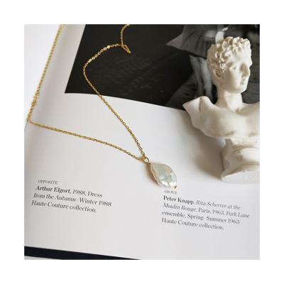 China FASHIONABLE Economic Custom Design Price Suitable Gold Plated Pearl Chain Necklace For Lady for sale