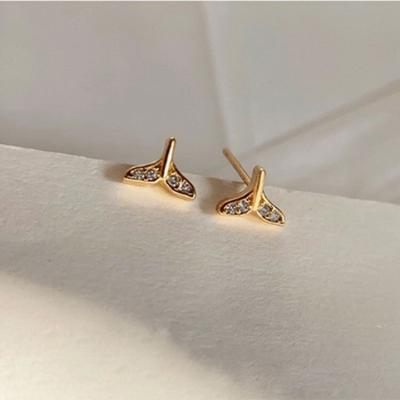 China TRENDY Ladies Mini Cute Minimalist Jewelry Whale Tail Stud Earrings for Kids Party Earrings Gift for sale