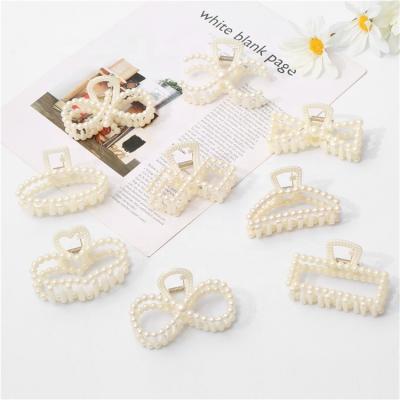 China Korean version of fashion pearl plastic hair hair accessories to catch girls temperament exquisite ponytail clip shark clip headwear wholesale for sale