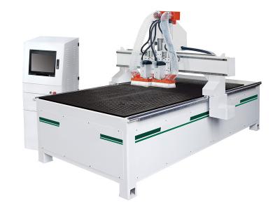 China Lijsten en Stoelen die Houten Knipselcnc Machine, Triplexcnc Geautomatiseerde Router maken Te koop