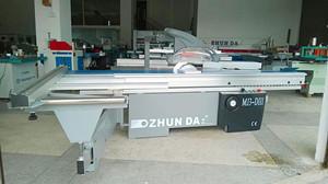 China Industrial Sliding Table Saw With Scoring Blade International Advanced Technique for sale