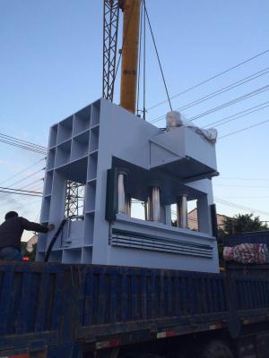 China Máquina de madeira da imprensa do Mdf da porta de fogo, imprensa quente hidráulica para a placa de aço da madeira compensada à venda