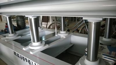 China Hoge snelheidstriplex Productiemachines, Mdf Hete Persmachine voor Hout Te koop