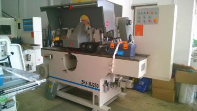 China 250mm Straight Line Rip Saw , Multi Blade Rip Saw Machine For Molding Laminated Veneer for sale