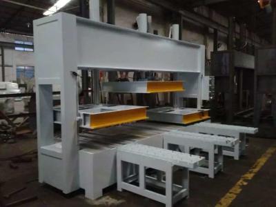 China Professional Veneer Cold Press Wood Processing Machine 5.5kw Motor Power for sale