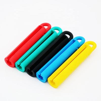 China Durable and Conveince Snooker Cue Stick Hanger Wall Rubber Short Cue Hanger Holder Accessories for sale