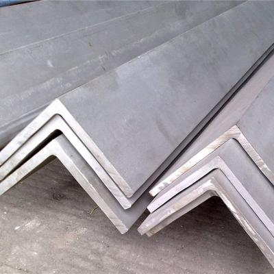 China Corrosion Resistant Aisi 304 Stainless Steel Angle Bar TP304 JIS GB for sale