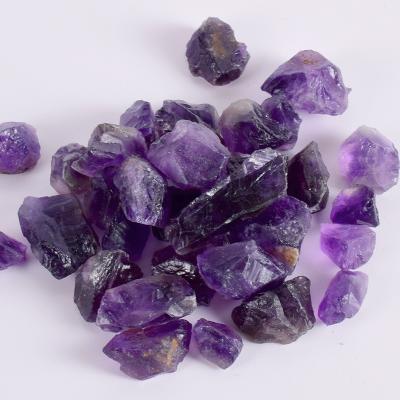 China Europe Stone Loose Raw Dark Amethyst Irregular Natural Rock and Purple Ore for Chakra Healing Specimen Collection Garden Decor for sale