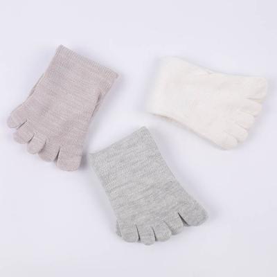 China OEM QUICK DRY professional wholesale manufacturer socks factory direct sales professional socks toe five toes for sale