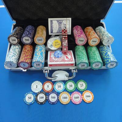 China Portable & fashionable & 300pc Eco-friendly Poker Chipset for sale